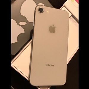 🍎📱 BRAND NEW Apple IPhone 8 IMEI CLEAN UNLOCKED